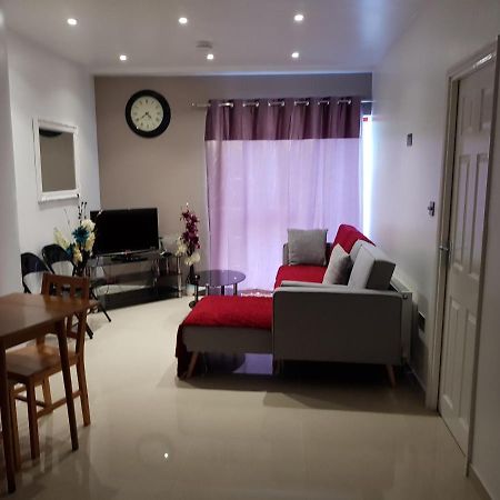Alhambra Suite Ипсуич Екстериор снимка