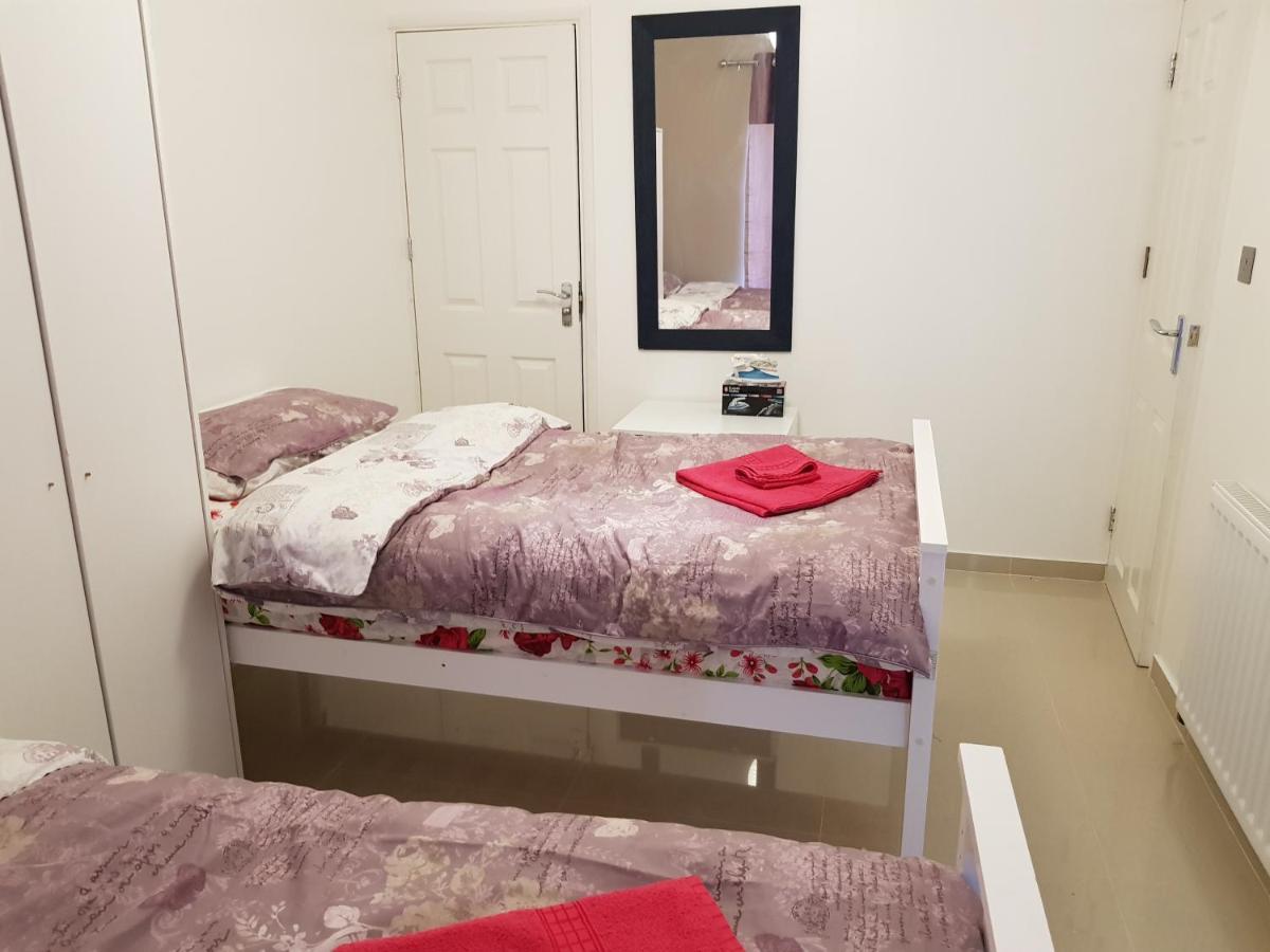 Alhambra Suite Ипсуич Екстериор снимка